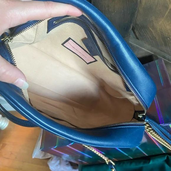TRADED😍Gucci Rare GG Marking ghost Crossbody Chain Leather Bag Navy - Picture 11 of 14